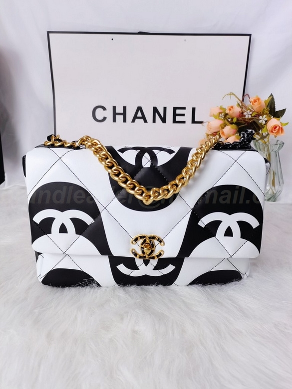 Chanel Handbags 213